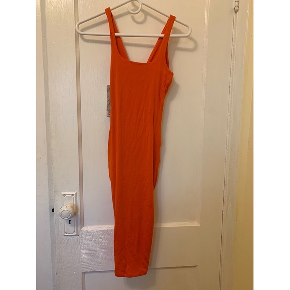Oh Polly Orange Plunge Midi Dress - Picture 3 of 3